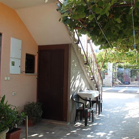 Lori Pula Exterior foto